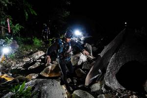 BIB: 
                            <button type="button" onclick="openModal(18615065)" class="btn btn-primary btn-sm float-right btn-popup" data-toggle="modal" data-target=".modal-high-quality">
                        <i class="fas fa-shopping-cart"></i> Add to Cart
                    </button>
                                            <button type="button" onclick="isThisMe(18615065, true)" class="btn btn-success btn-sm float-right btn-popup btn-isme hidden" data-toggle="tooltip" data-placement="bottom" title="นี่คือรูปของคุณใช่ไหม คลิกที่นี่เพื่อเอาเข้าอัลบั้ม">
                        <i class="fas fa-plus"></i> Add to album
                    </button>
                    <button type="button" onclick="isThisMe(18615065, false)" class="btn btn-warning btn-sm float-right btn-popup btn-isnotme hidden">
                        <i class="fas fa-ban"></i> Remove from album
                    </button>